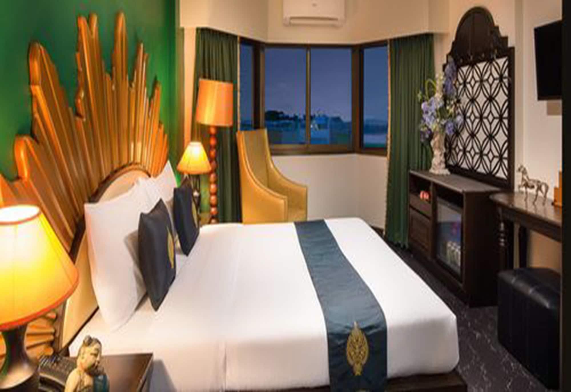 Khaosan Palace - Sha Extra Hotel