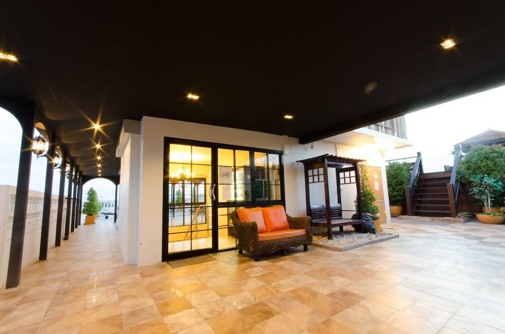 Hotel Khaosan Palace - Sha Extra